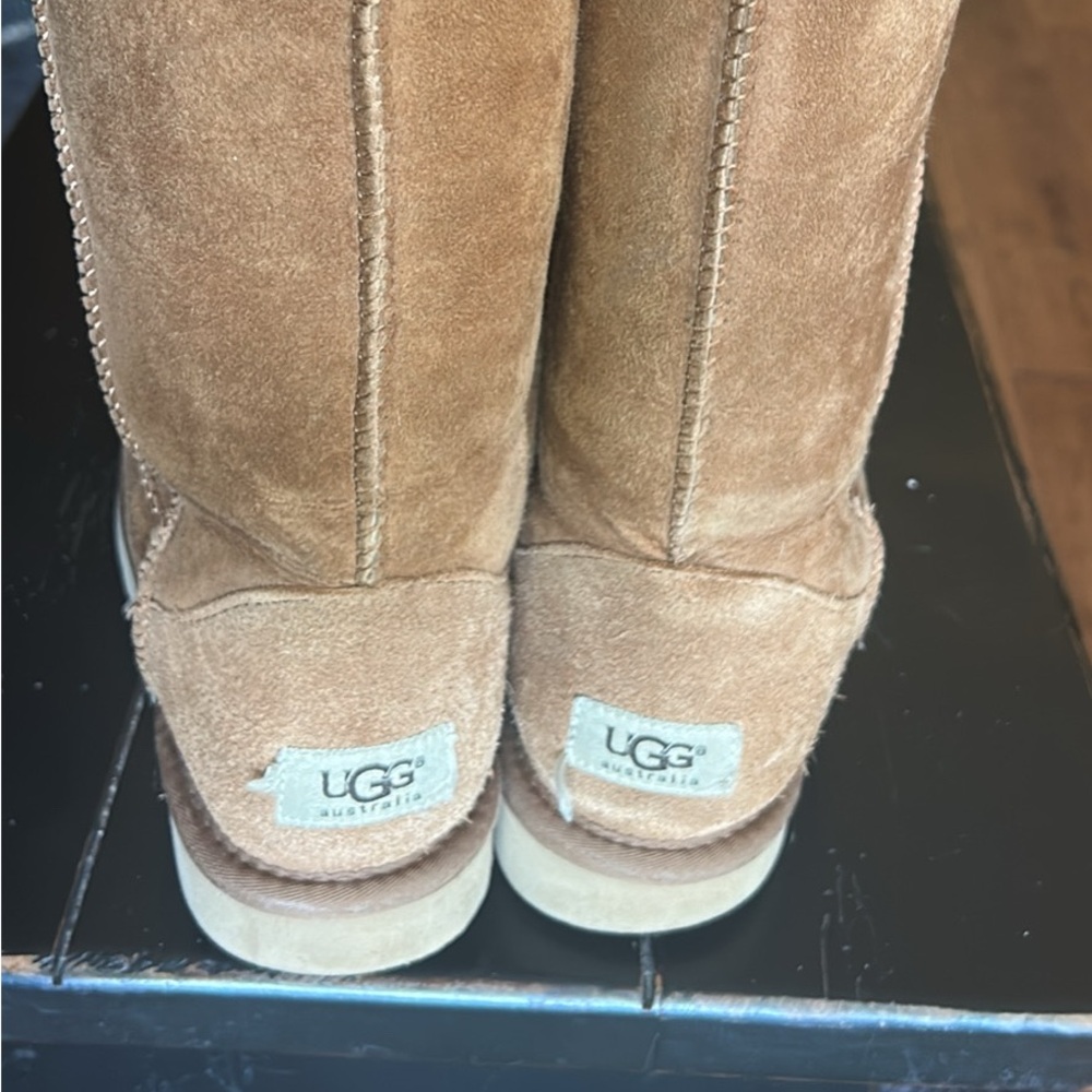 UGG Women’s Classic Tall Boot